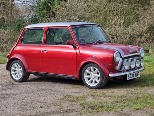 Mini Sportspack spec mpi, 1998, Nightfire Red VENDIDO