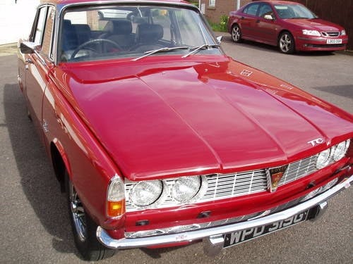 1968 RARE MANUAL ROVER 2000 TC VENDU