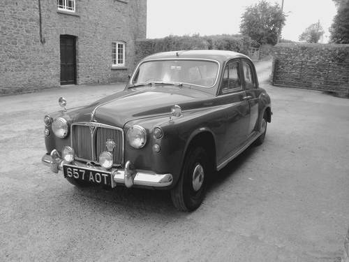 1961 Rover 100.1 owner,genuine 57K,Working HMV Radio. In vendita