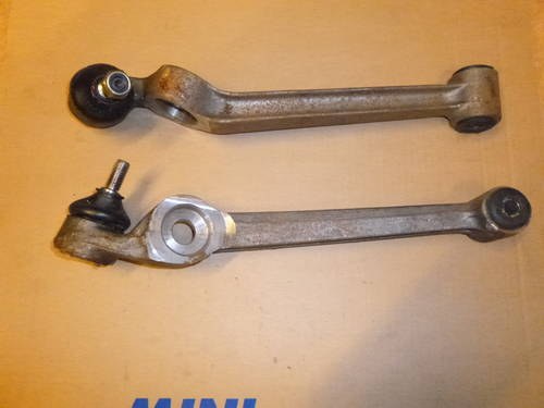 Rover SD1 track control arms. (new old stock)  In vendita