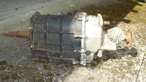 Rover SD1 5 -Speed LT77 Gearbox For Sale