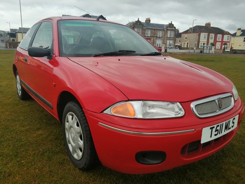 1999 ULTRA LOW MILES ROVER 200 VIEWING ESSENTIAL In vendita