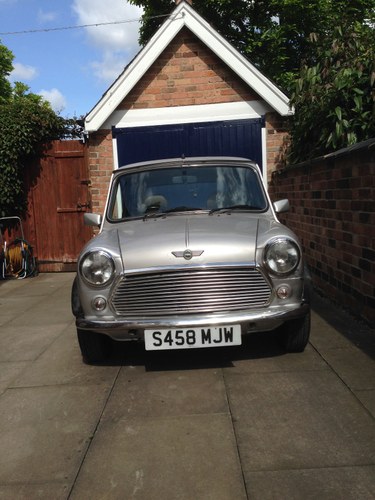 1998 Low mileage example of the very last classic Mini. For Sale