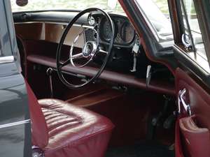 1963 Rover P5 3-litre Manual For Sale (picture 3 of 12)