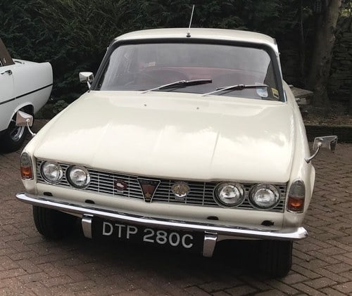 1965 Rover P6 2000 SC Sharkstooth - White with Red Leather For Sale