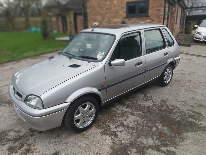 Low mileage Rover 111 GSi
