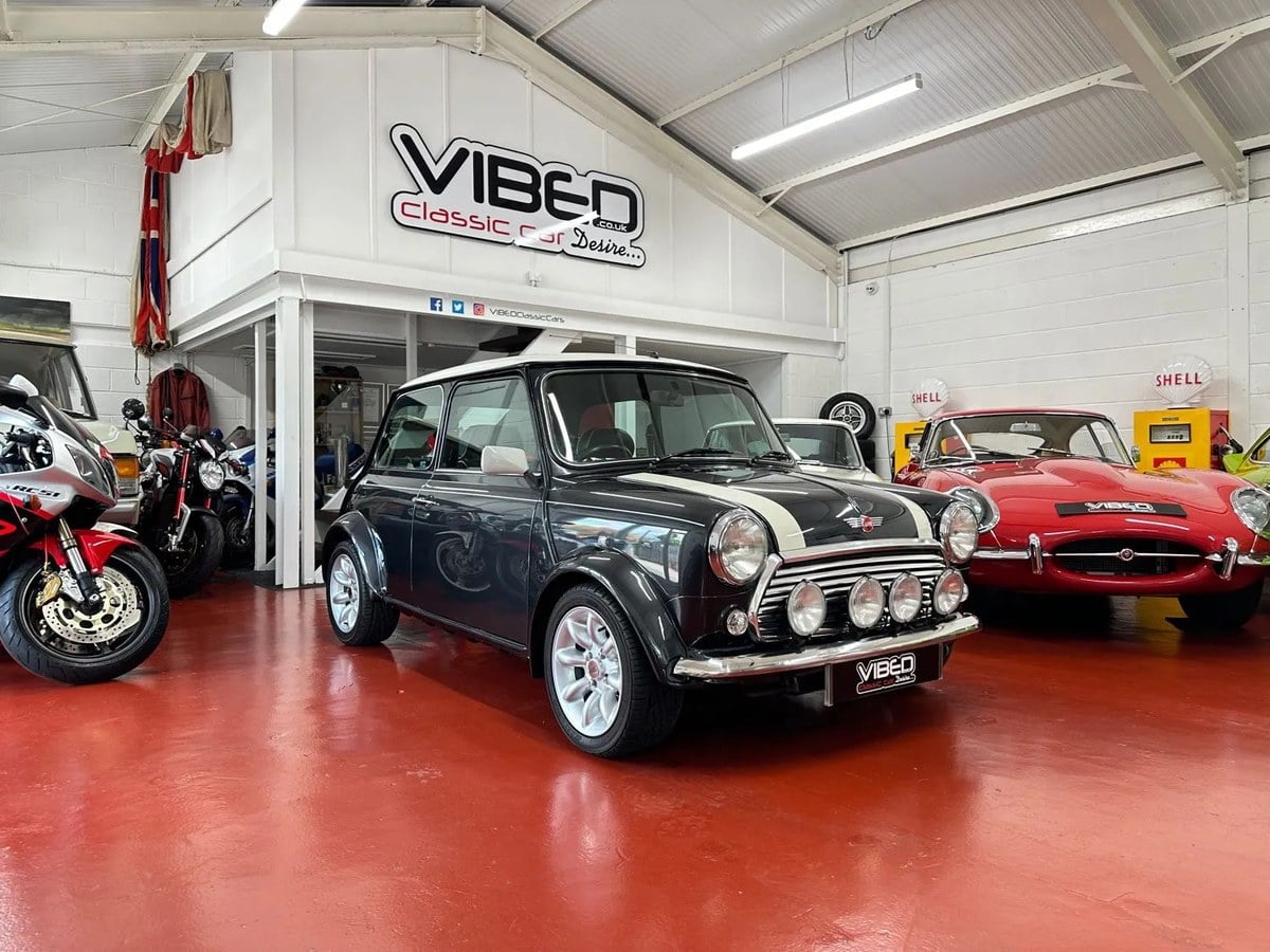 Multicolour Mini 1997 Mini Classic Multicolour Manual, 5 speed Right Hand Drive in ...