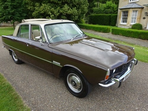 1974 Rover P6 3500 V8 Auto. Webasto sunroof. A vendre