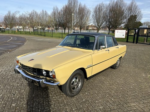 1975 Rover P6