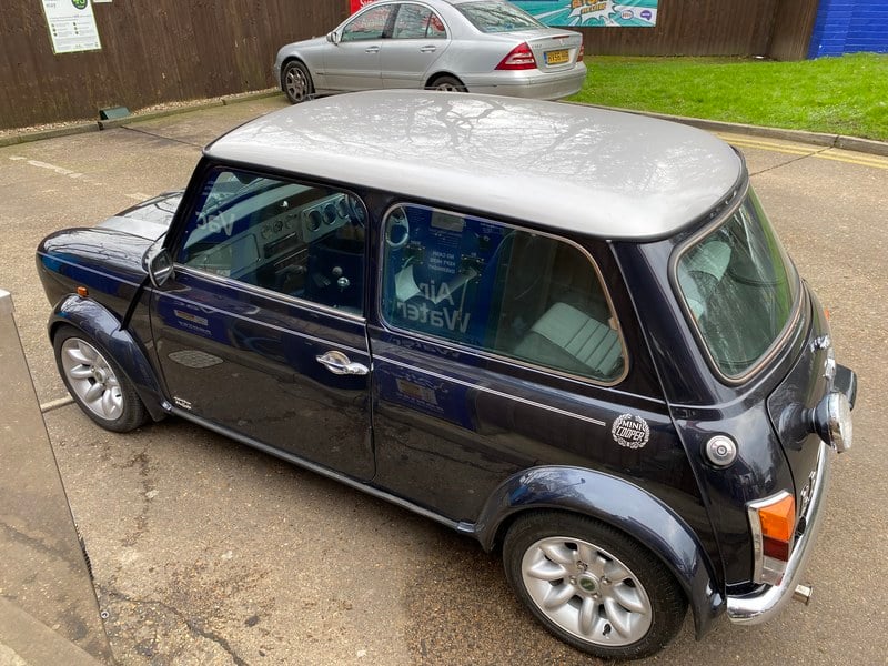 Rapid Classics: Eine Suche. Alle Oldtimer. 27 » Rapid Classics: Eine Suche. Alle Oldtimer. 2000 Rover Mini