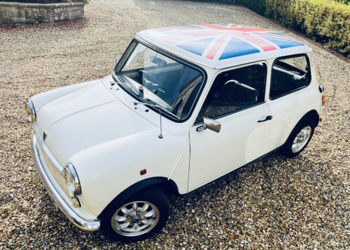 For loan. 1995 Classic Mini 1275