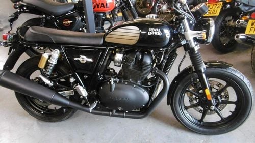 Picture of Royal Enfield Interceptor 650 dual colour. - For Sale