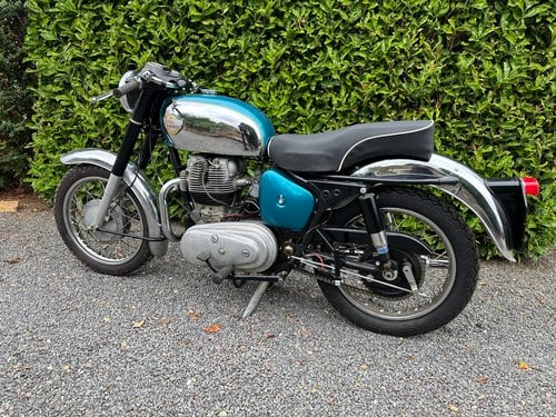 1960 ROYAL ENFIELD Meteor 500cc MOTORCYCLE Zu verkaufen durch Auktion