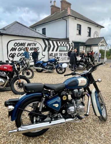 Modified Bullet Classic 500 Classic 350 Colour Modified