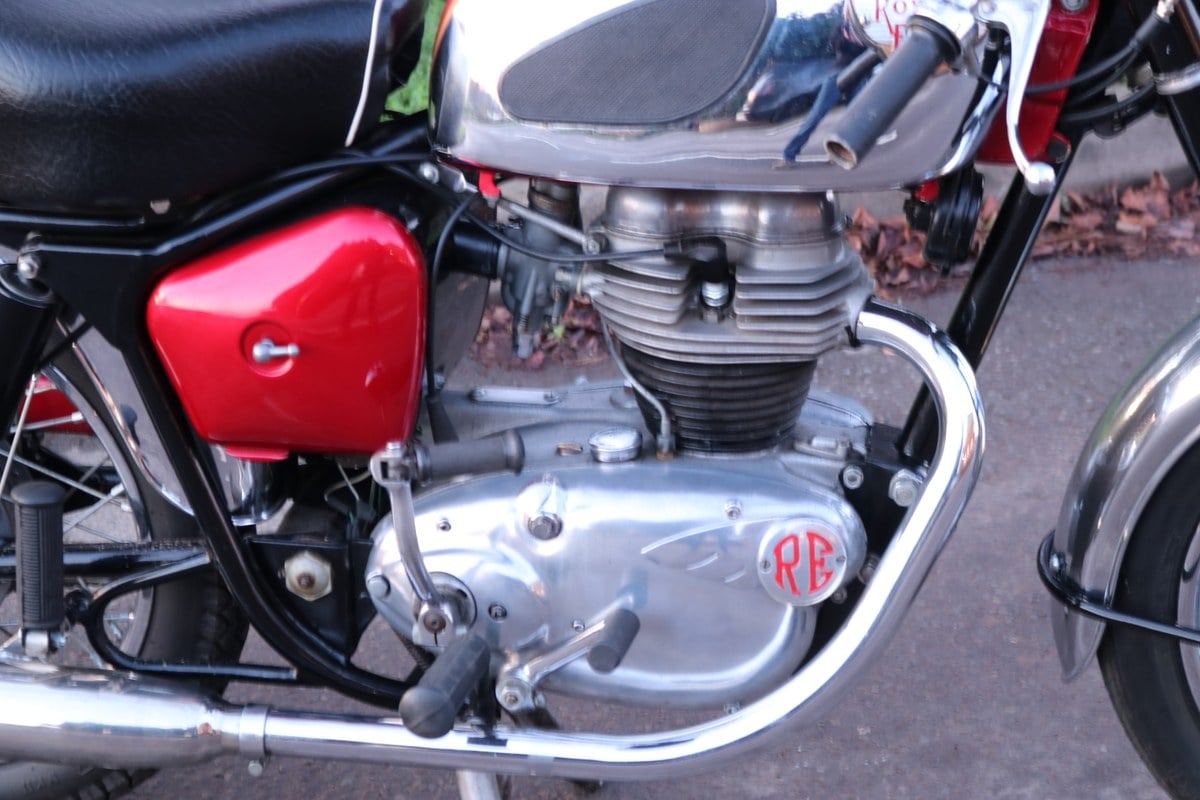 1961 Royal Enfield Crusader Röd i Storbritannien - Till salu | Car ...