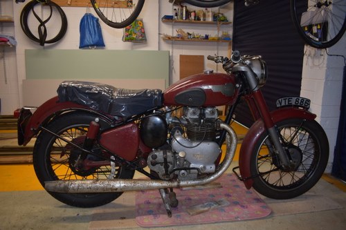 Lot 3 - A circa 1960 Royal Enfield Super Meteor combination  For Sale by Auction