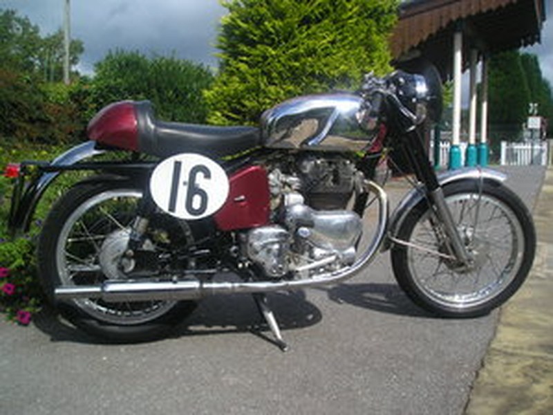A 1957 Royal Enfield Super Meteor - 11/11/2020
