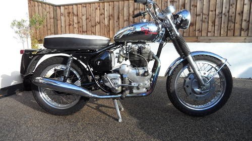 Lot 65 - A 1964 Royal Enfield Interceptor - 4/02/18 For Sale by Auction