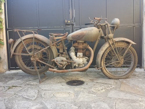Royal Enfield  WDCO  350cc  1941 barn find SOLD