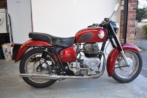 Lot 33 - A 1958 Royal Enfield Meteor Minor - 02/05/18 For Sale by Auction