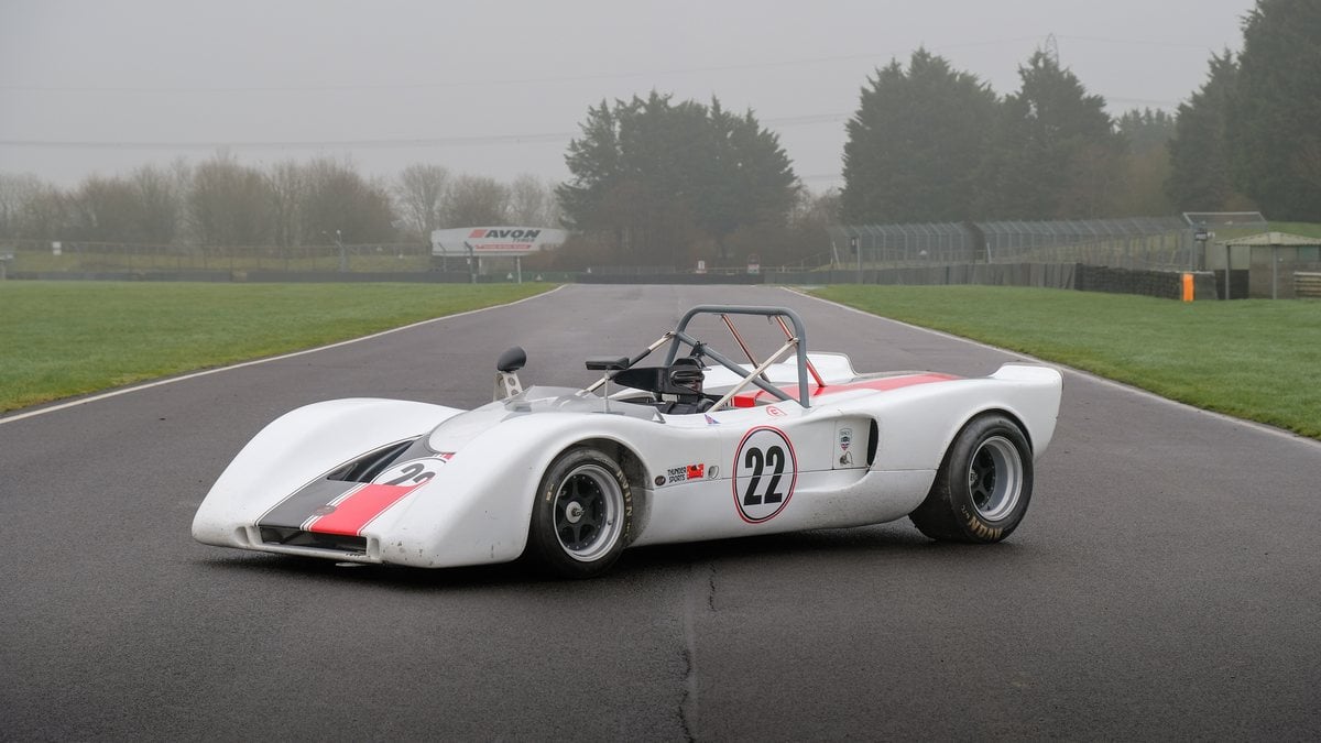 Privilege Racing Royale 1970 Royale RP6/17 White Manual Right Hand Drive in United Kingdom ...