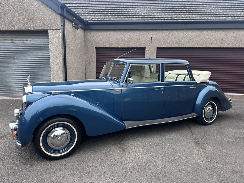 1999 Royale Windsor - 1 1999 Royale Windsor - 1
