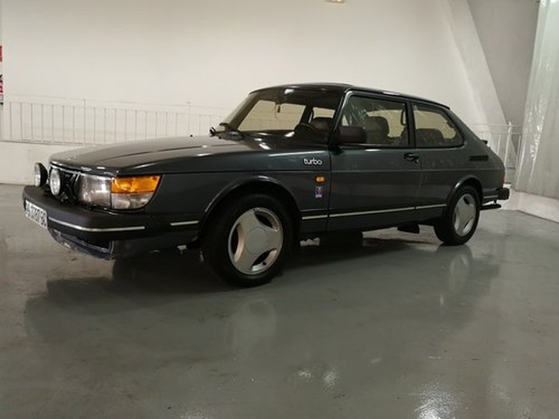 Exclusive Saab 900 Turbo 8 Flat Nose for sale