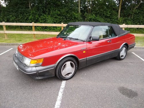 1988 Saab 900 T16 Convertible for Auction Friday 12th July In vendita all'asta