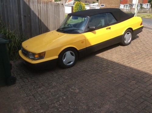 1991 Monte Carlo yellow For Sale