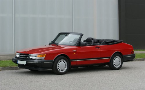 1990 SAAB 900 Turbo cabriolet A vendre