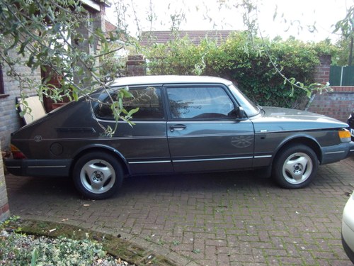 1987 Saab classic 900i 3dr hatch, spares/repairs. SOLD