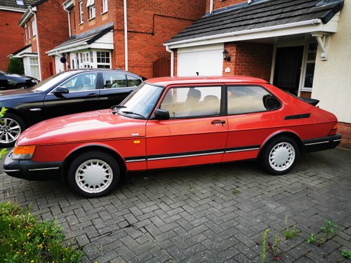 1990 Saab 900i Classic - good condition For Sale