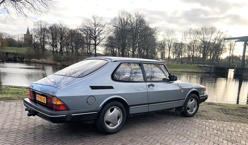 1990 Beautiful 900i 2.1 automatic very good condition For Sale