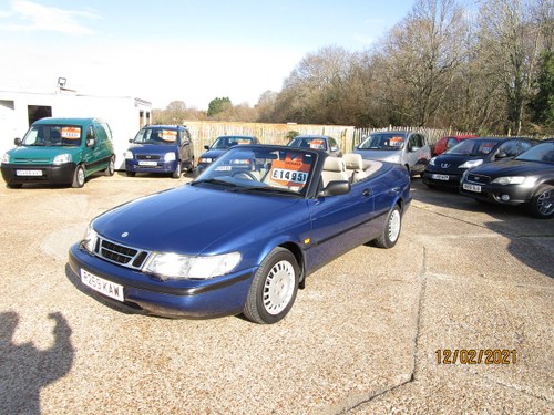 Saab 900 s convertible automatic 1998 SOLD