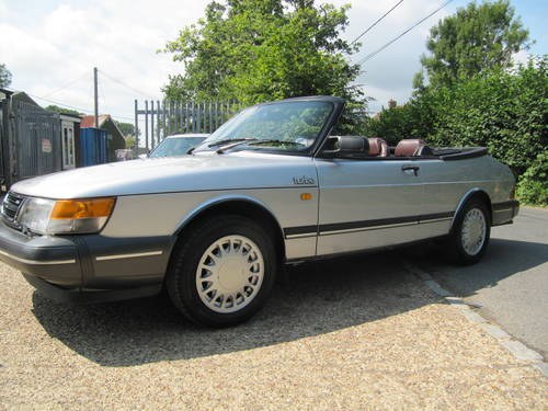 1990 SAAB- ALL CLASSIC 900 AND 9000 PARTS AND WORKSHOPS For Sale