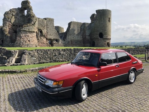 1993 Classic Saab 900 T16s For Sale