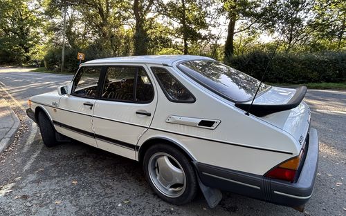 1989 Classic Saab 900 Turbo (picture 1 of 35)