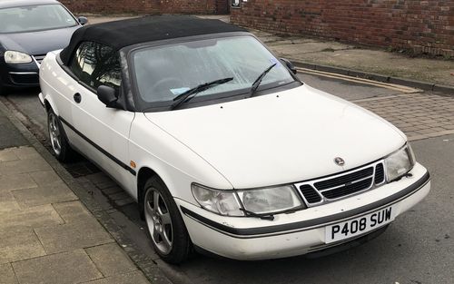 1997 Saab 900 S (picture 1 of 4)