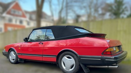 Saab 900S Turbo Convertible with Abbott Racing Upgrades