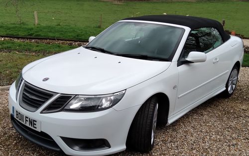 2011 Saab 9-3 Convertible (picture 1 of 3)