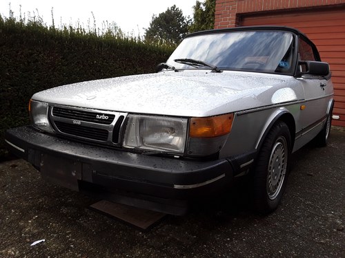 1986 SAAB 900 FLATNOSE CONVERTIBLE / 1 OUT OF 379 BUILD