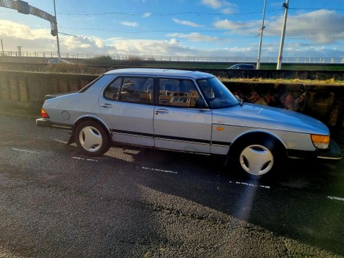 1989 Saab 900i
