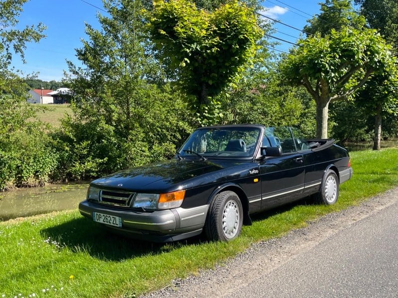 1989 Saab 900 - 1 1989 Saab 900 - 1