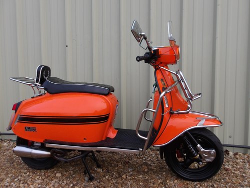 2015 Scomadi Turismo Leggera TL 125 Scooter * UK Delivery * A vendre