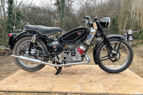 1952 Scott Flying Squirrel En Venta por Subasta