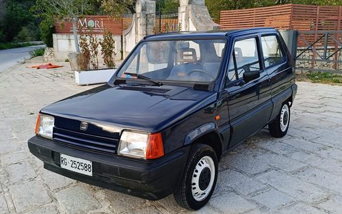 1991 Seat Marbella (picture 1 of 32)
