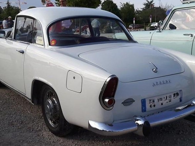 Simca à Vendre - 117 Enchères et Annonces | Car & Classic