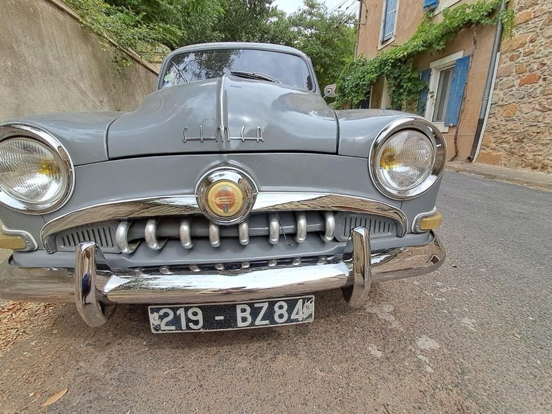 1955 Simca Aronde - 2 1955 Simca Aronde - 2