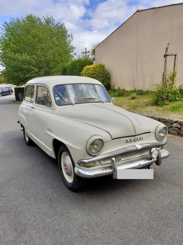 1958 Simca Aronde - 1 1958 Simca Aronde - 1