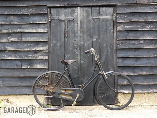 Rare Singer of Coventry Girls Vintage Bicycle. 1920's SOLD